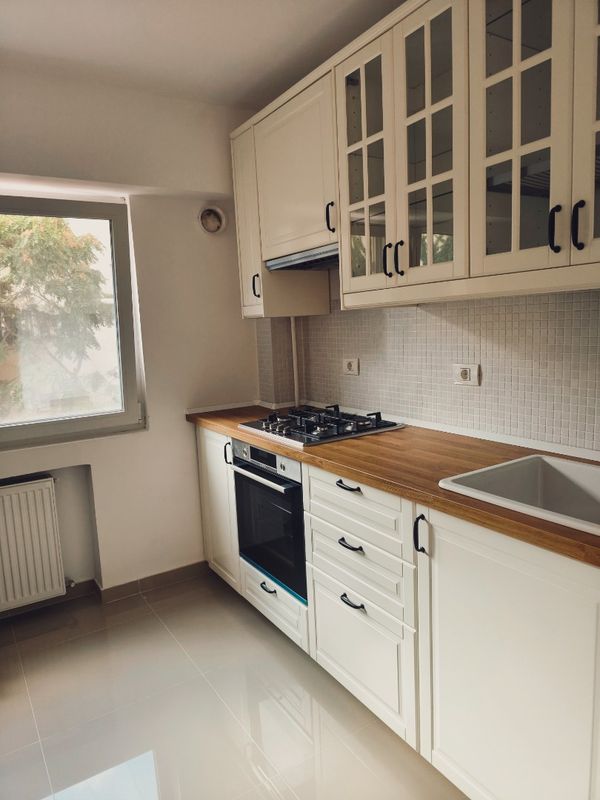 Ap. 4 camere • București, București