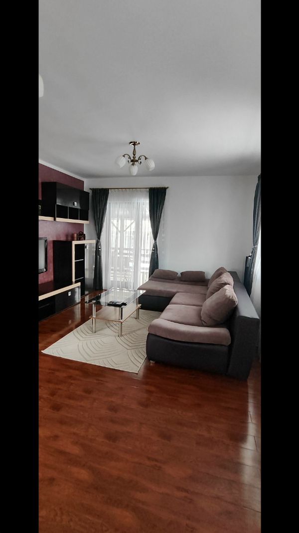 Casă/Vilă 5 camere • Dragomirești-Deal