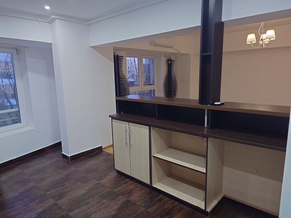 Ap. 4 camere • București