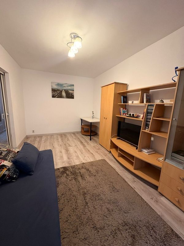 Ap. 1 cameră • Sector 6