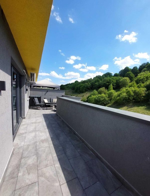 Ap. 3 camere • Florești